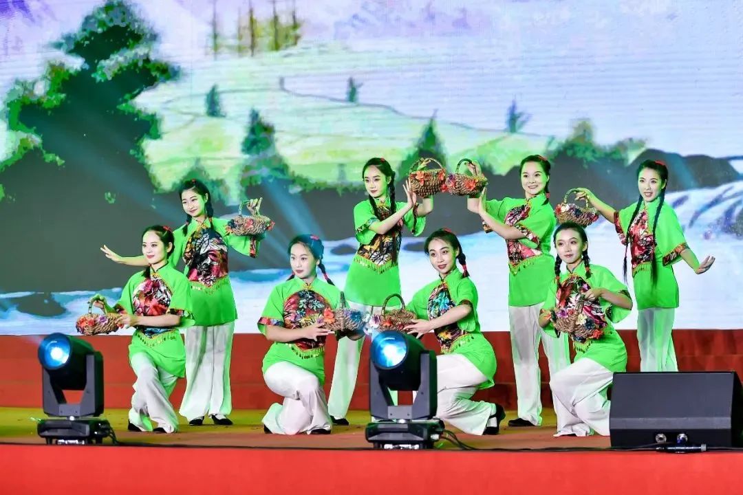 17509927383467709llr.jpg 8dd343e2d6f0750d499aed0cd03aa78e.jpg